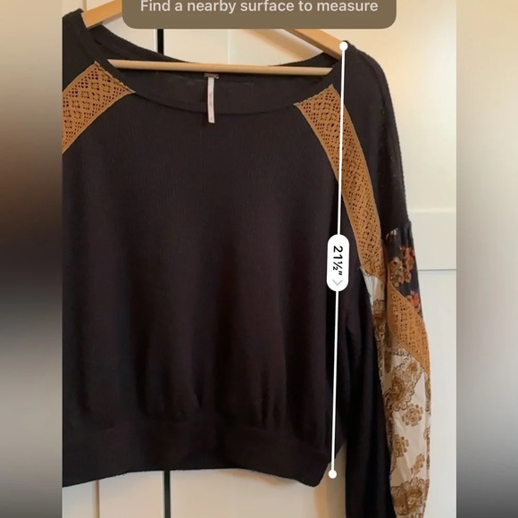 Free People long sleeve raglan top with banded bottom size small in black - Picture 6 of 6